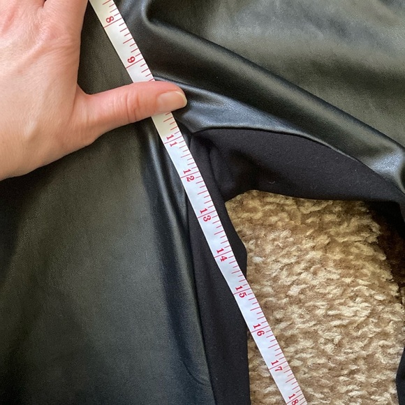 Stork&babe Sleek Black Maternity Skinny Pants - Picture 8 of 9